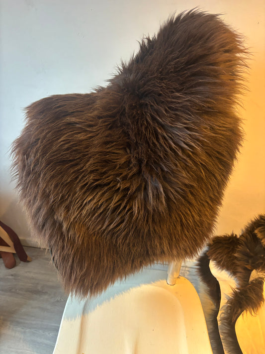 Schapenvacht voor op zadel No. 16