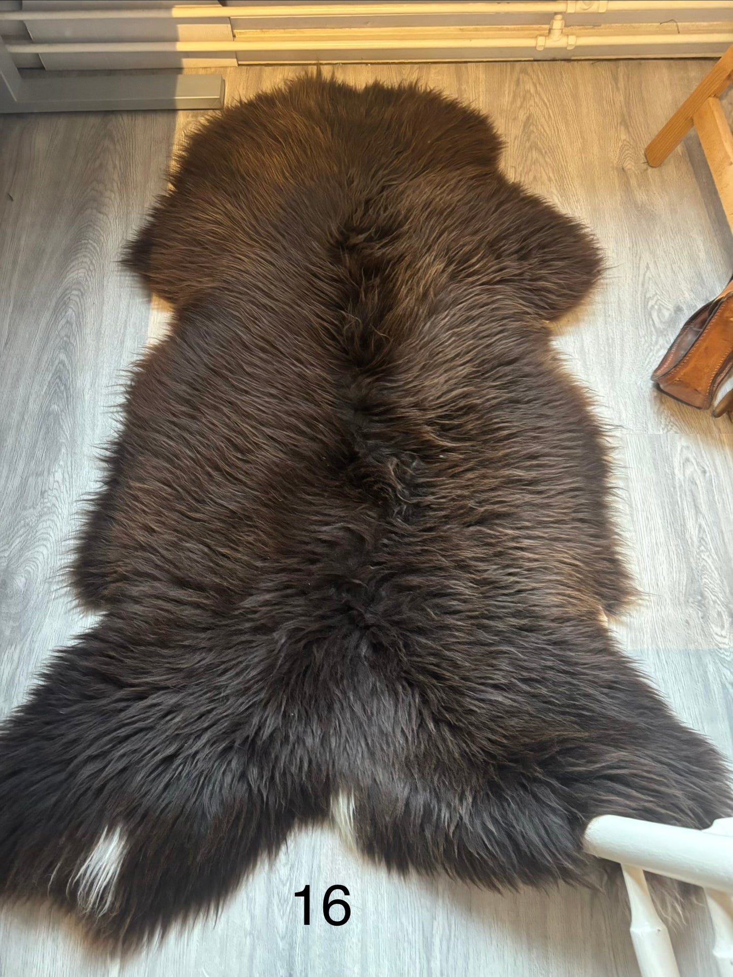 Schapenvacht voor op zadel No. 16