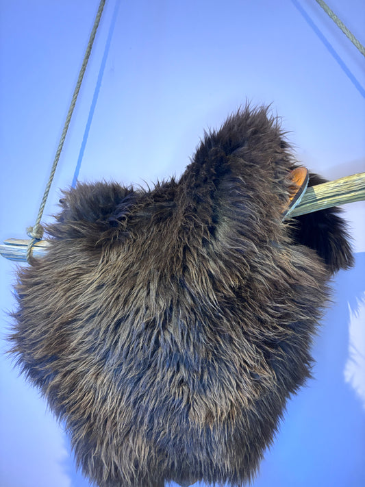 Schapenvacht voor op zadel No. 16