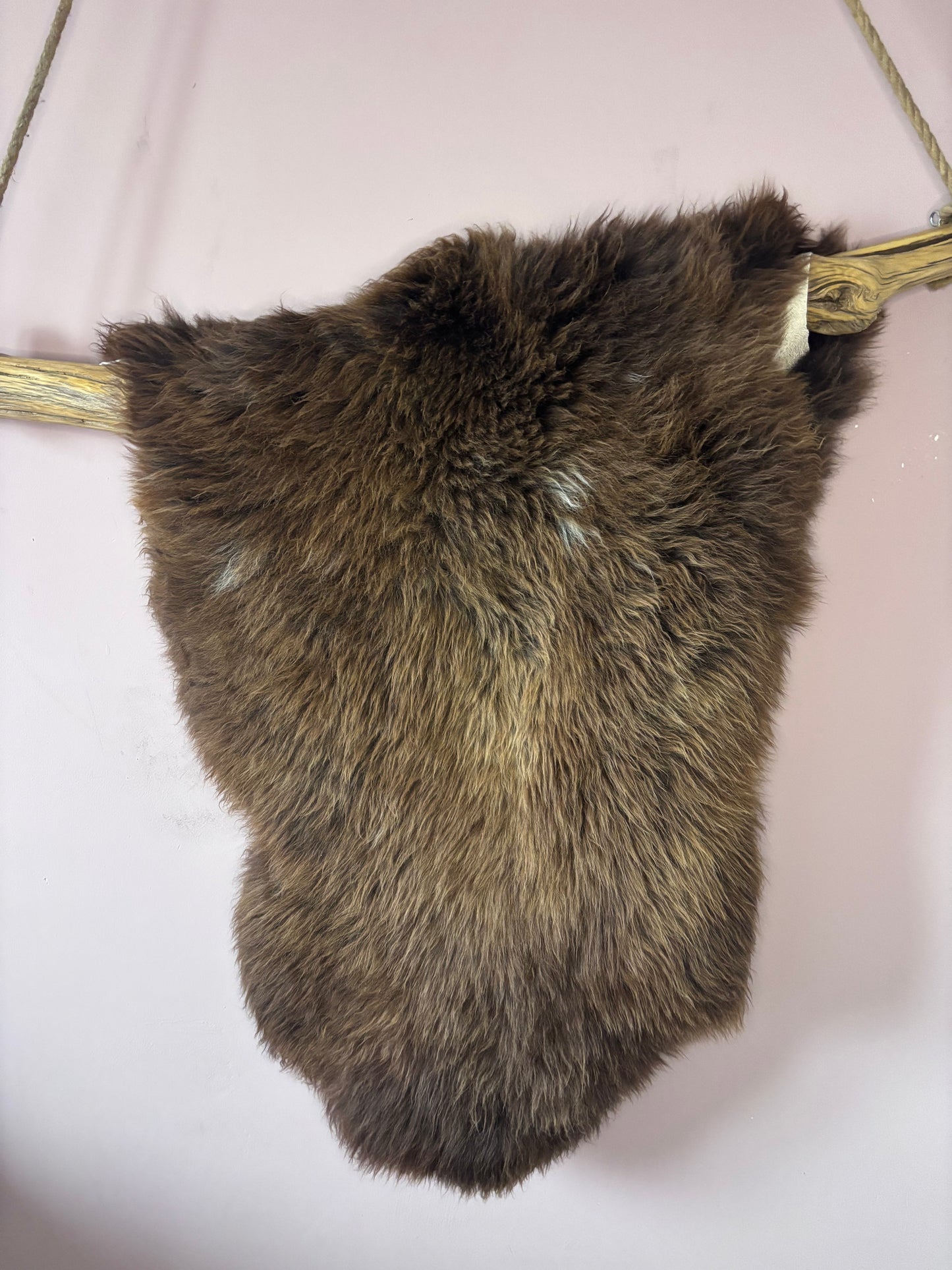 Schapenvacht voor op zadel No. 48